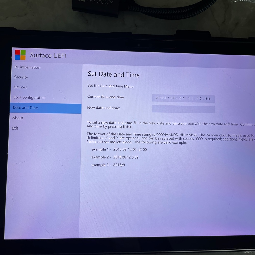 Surface PRO bundle w/ docking station HDMI cable, case , add monitor connector - Picture 14 of 15
